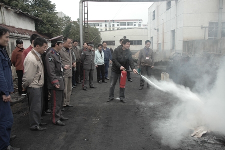 �����徲��ѵ���ֳ�ʵս����